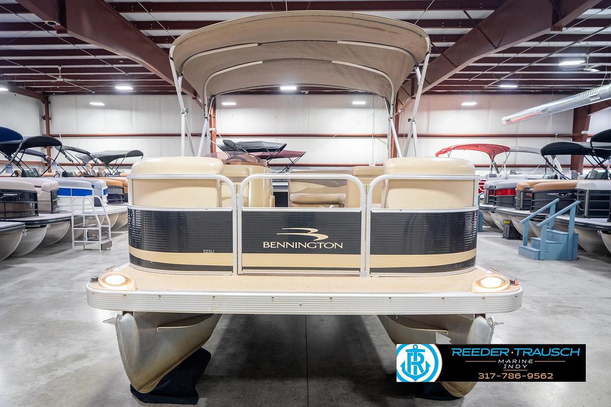 Used 2010 Bennington 22 SLI