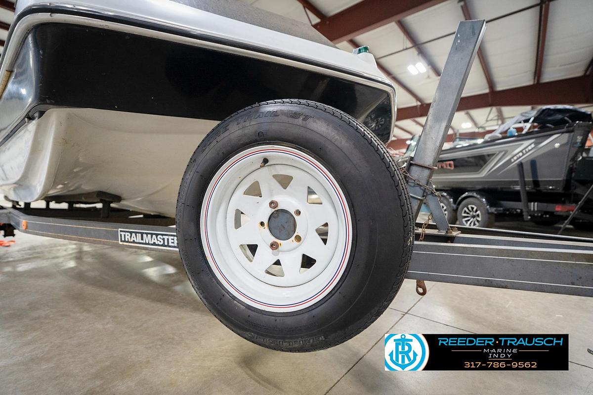 Used 1987 Hurricane 17 Deck Boat