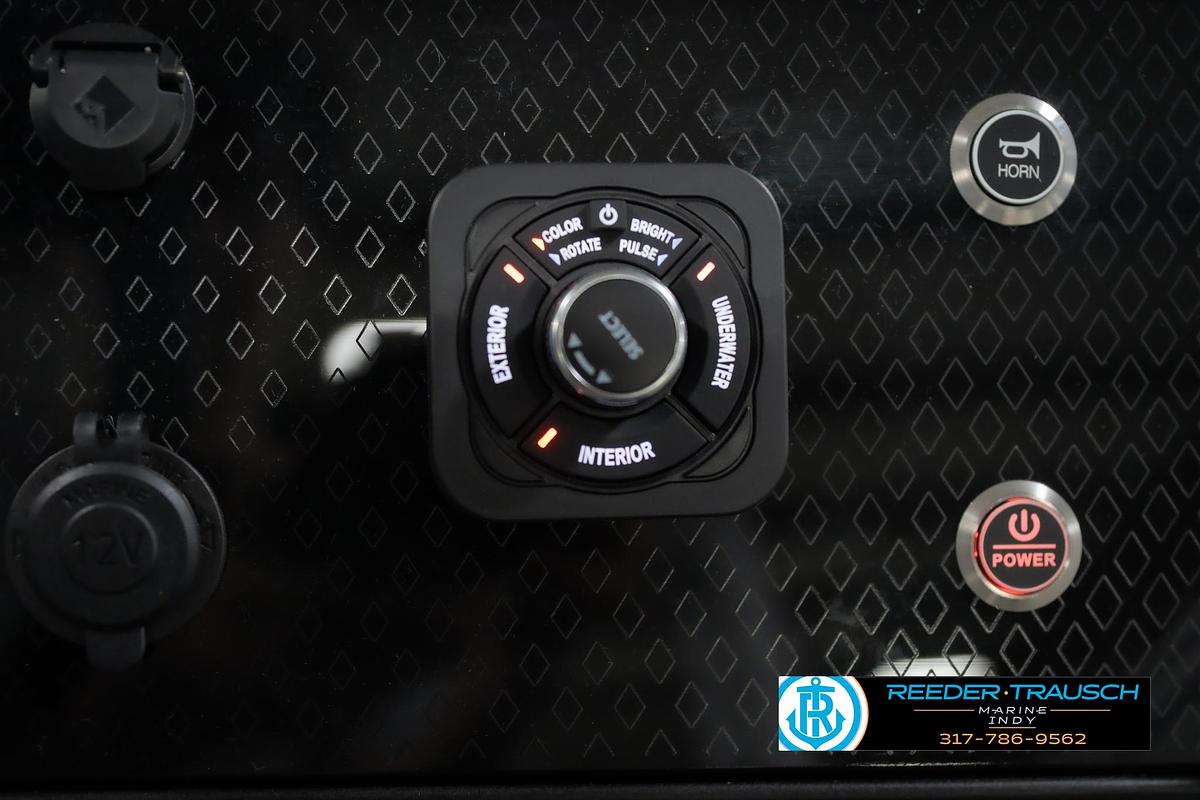 2026 Bennington 22 MFB