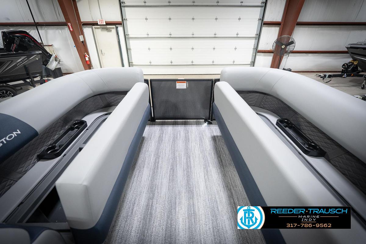 2026 Bennington 23 SLJ