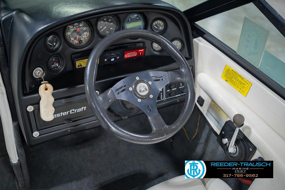 Used 1992 MasterCraft Pro Star 205