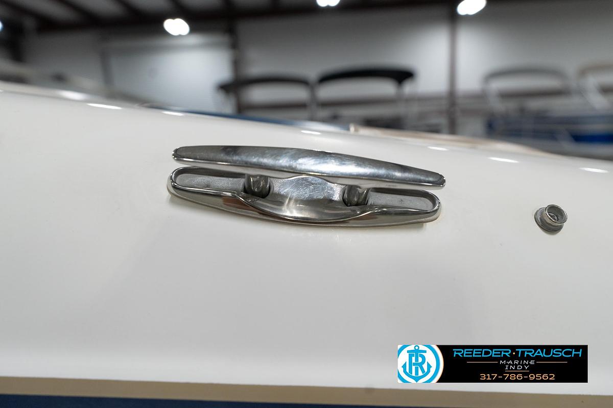 Used 2000 Bryant 196 Limited