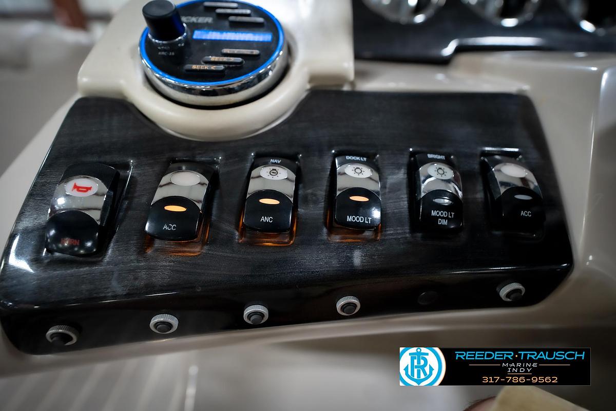 Used 2016 Bennington 2375 RSB