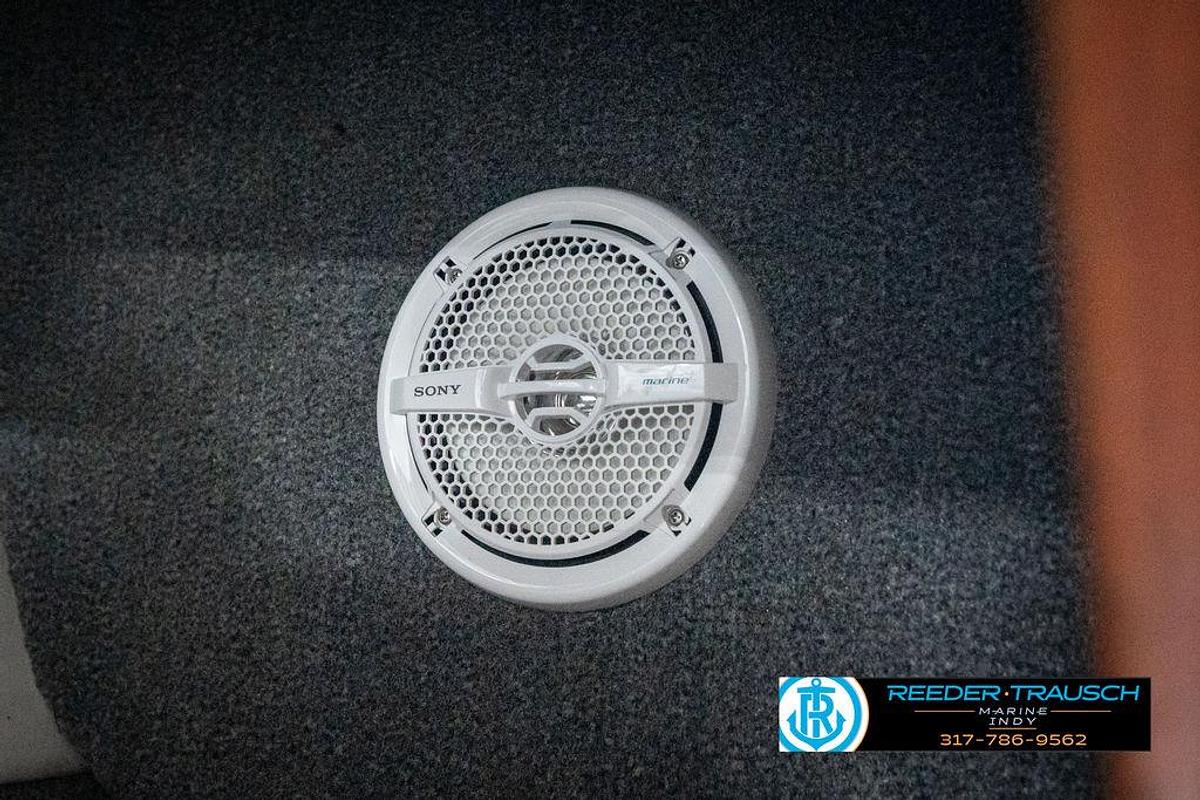 Used 1990 Rinker 206 Captiva