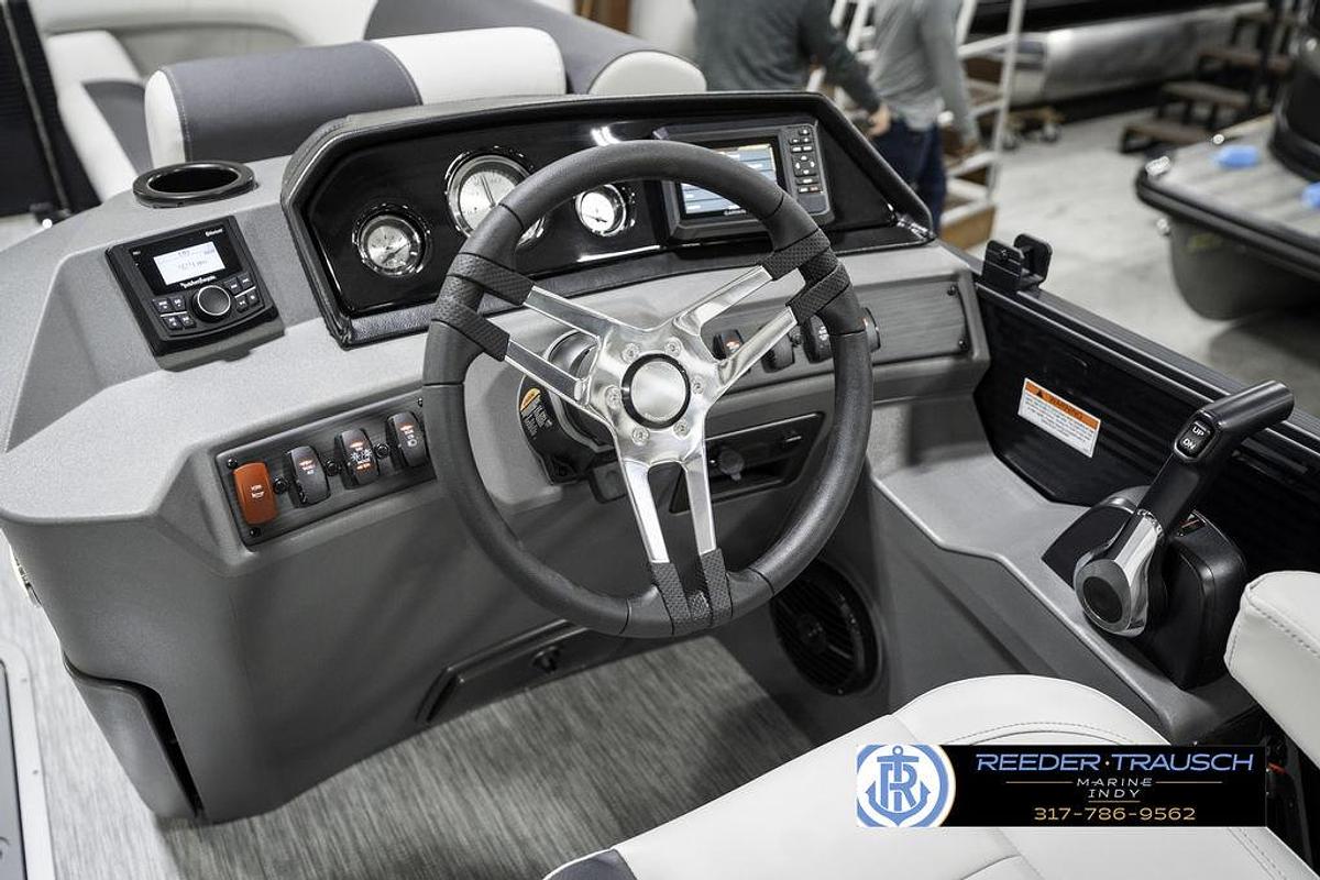 2025 Bennington 22 SSB