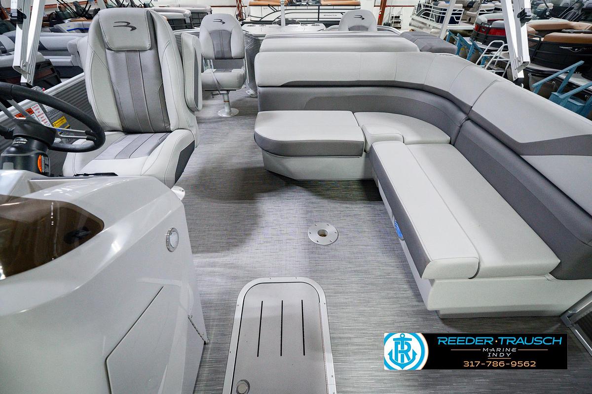 Used 2023 Bennington 22 SXSAPG