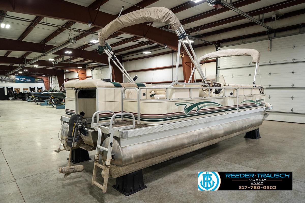 Used 2000 Bennington 2275 LX