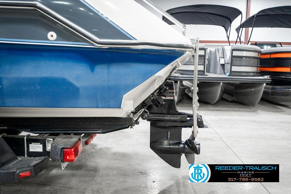 Used 1990 Rinker 206 Captiva