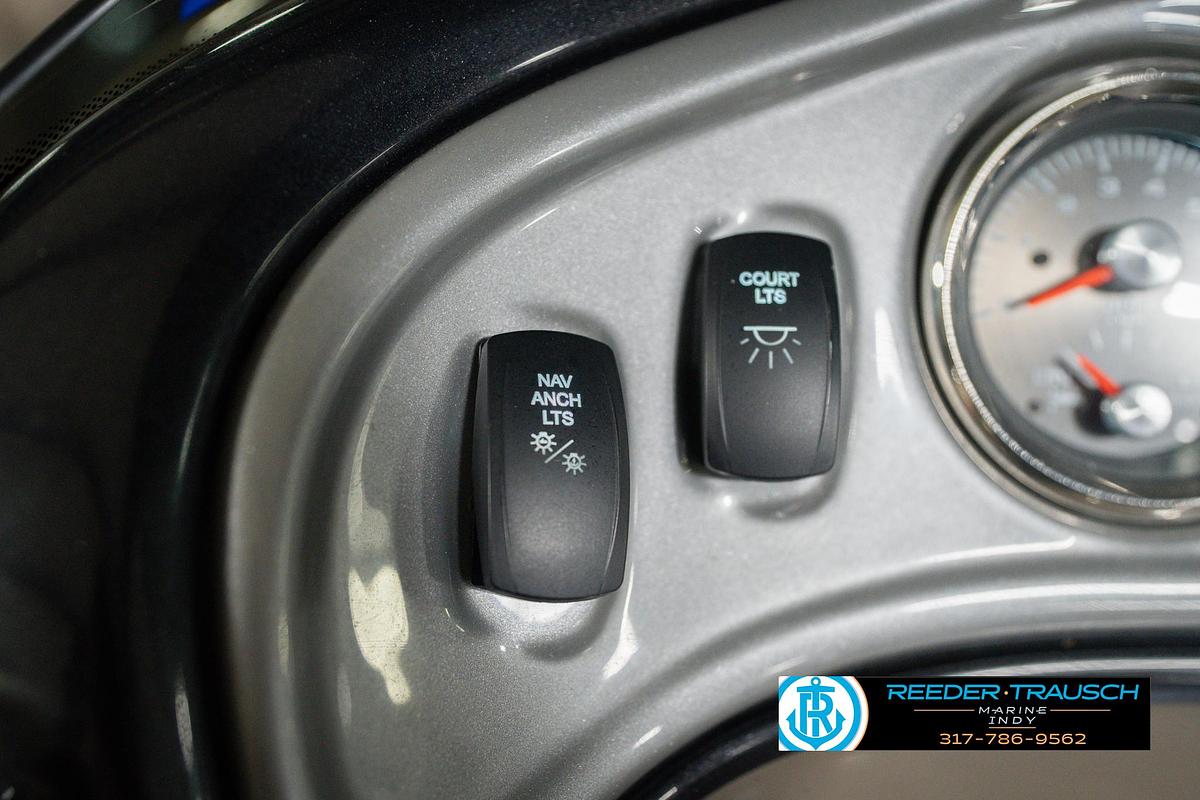 Used 2020 Sun Tracker Party Barge 24 DLX