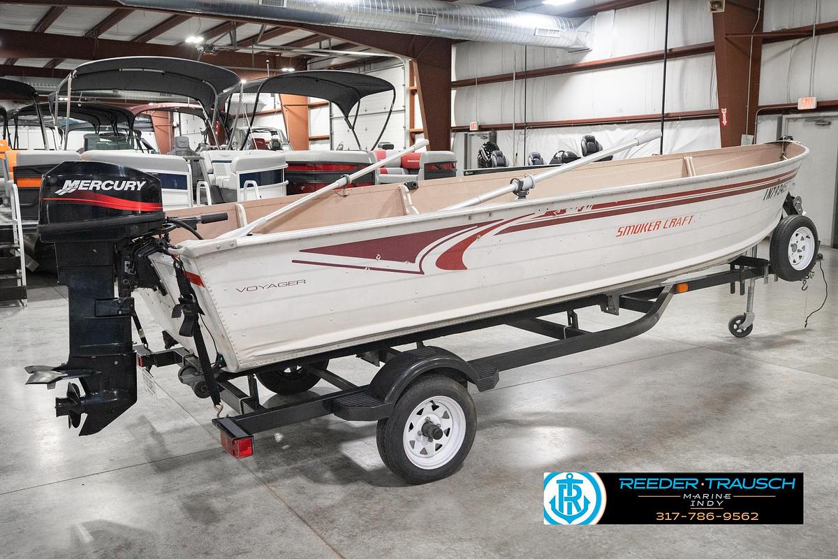 Used 2004 Smoker Craft Voyager
