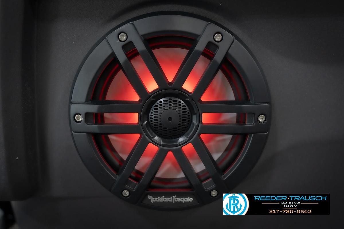 2026 Bennington 22 MFB