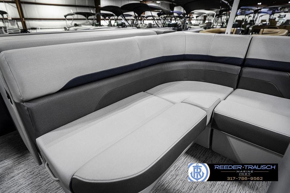 2025 Bennington 22 SXL