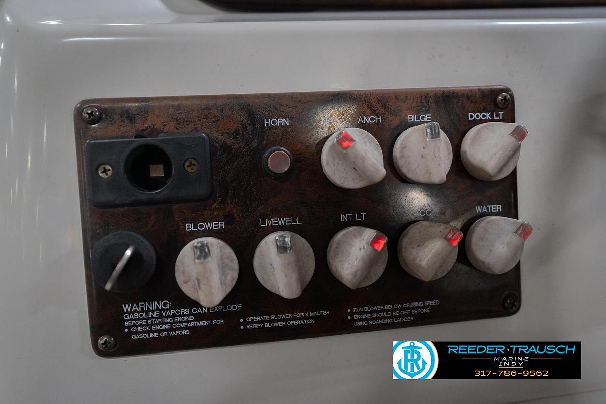 Used 2002 Hurricane SS232