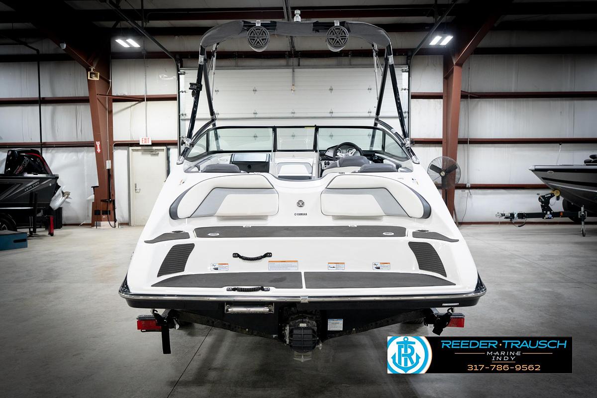 Used 2015 Yamaha AR192