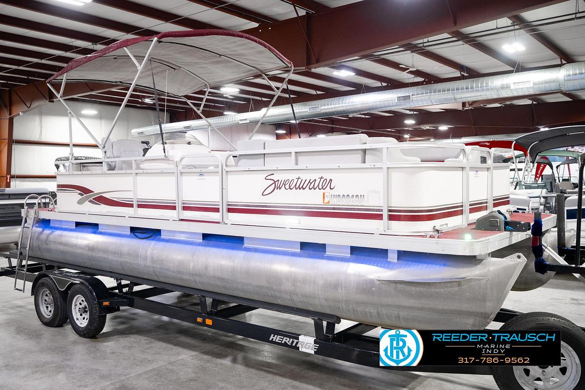Used 2001 Sweetwater SW2221WR