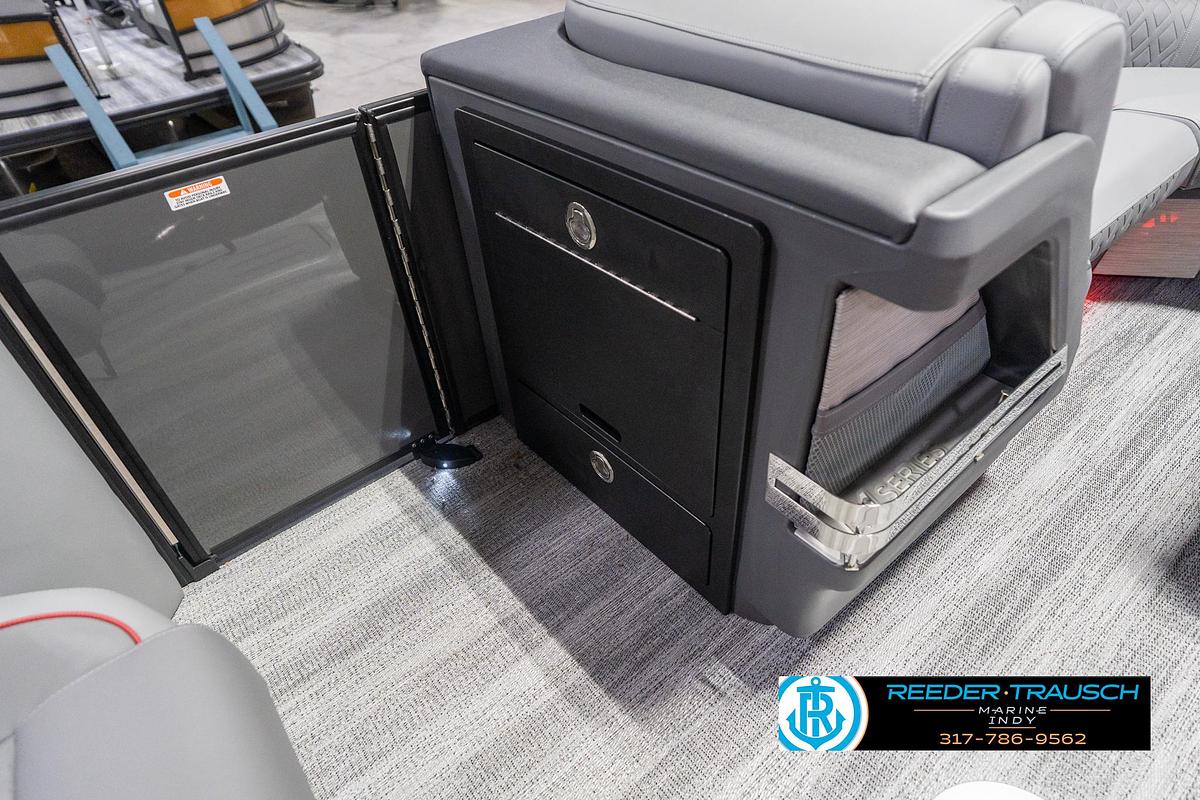 2026 Bennington 22 MFB