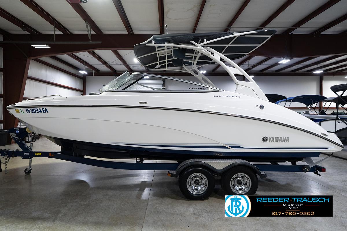 Used 2017 Yamaha 242 Limited S E-Series