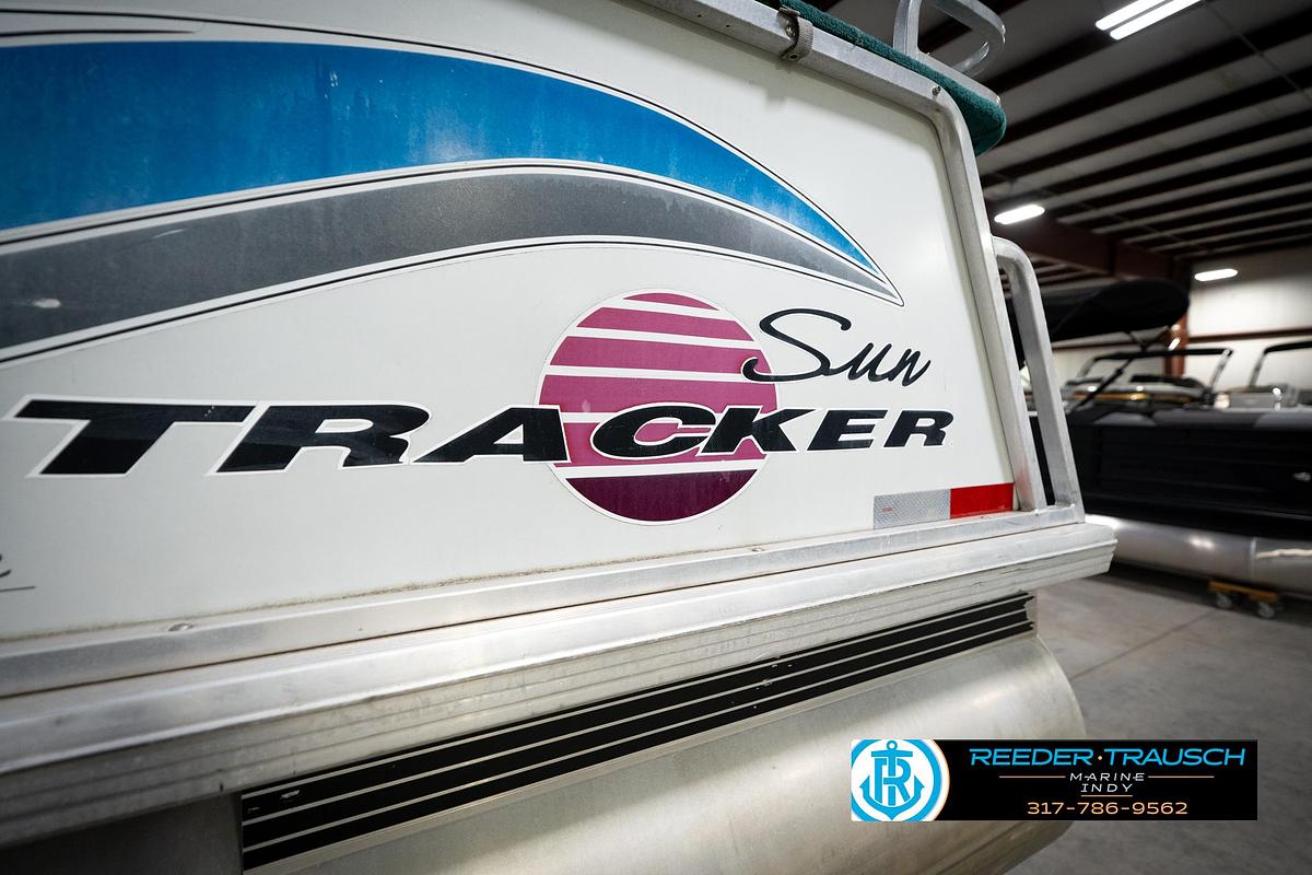 Used 1996 Suntracker Party Barge 24
