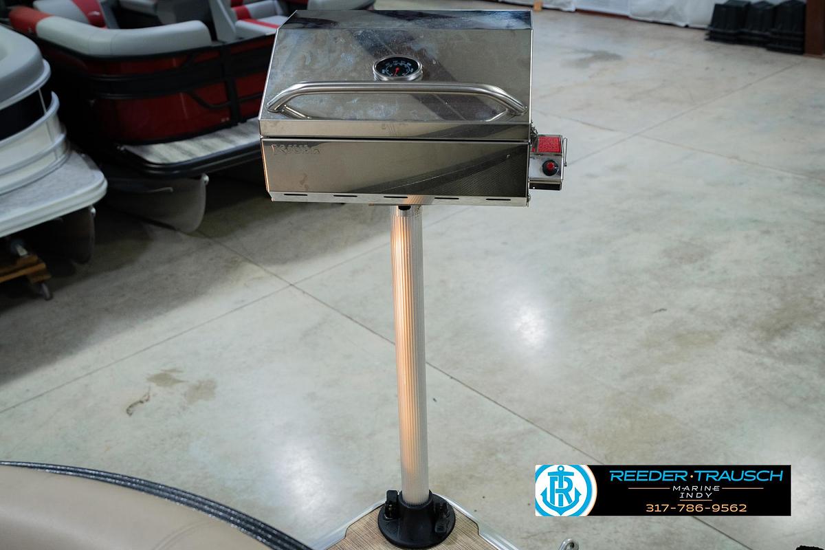 Used 2016 Crest 250 SLR2