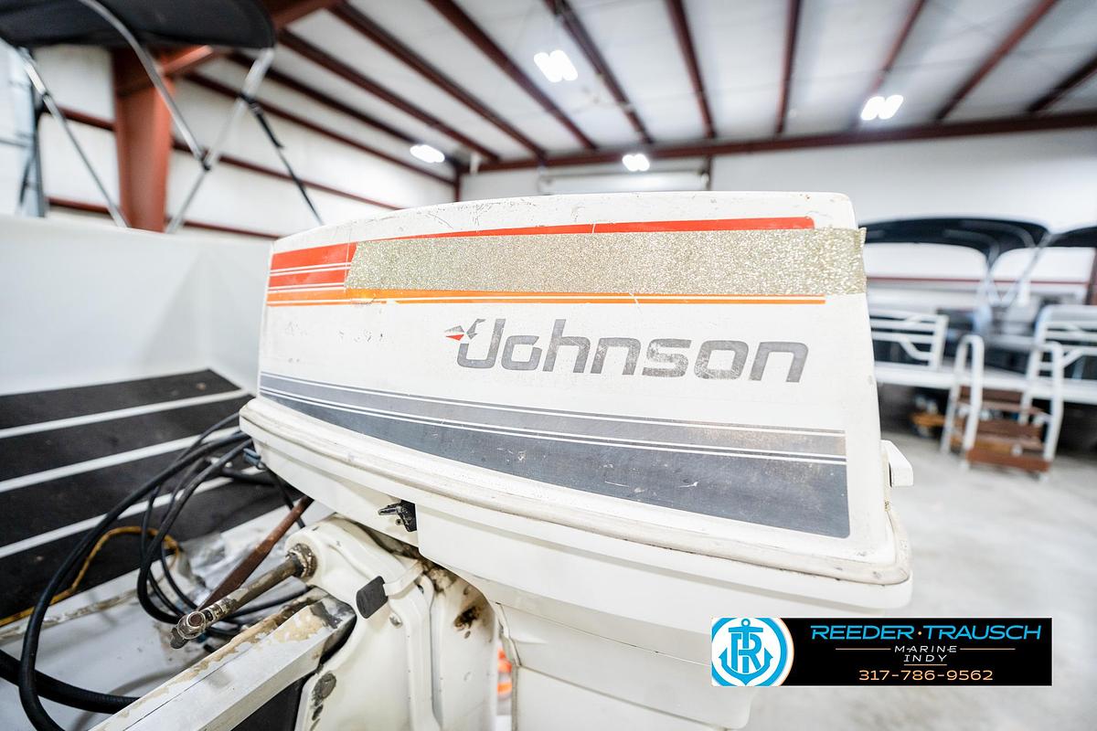 Used 1987 Hurricane 17 Deck Boat