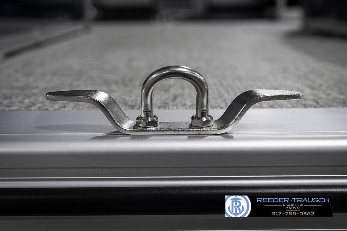 2025 Avalon 1785 Venture CRB