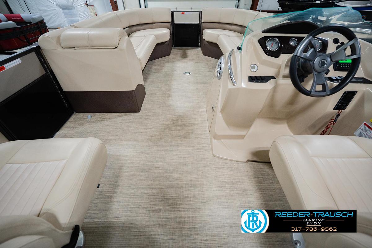 Used 2016 Crest 250 SLR2