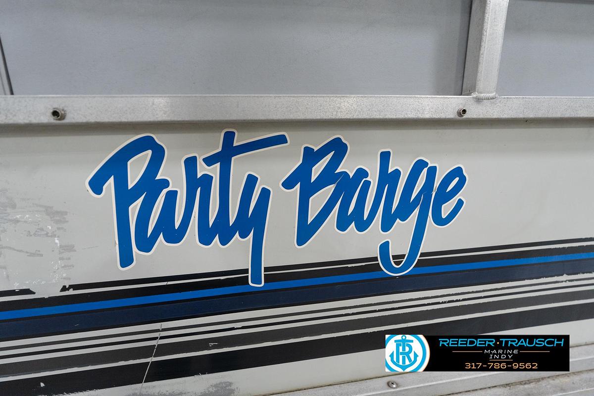 Used 1992 Sun Tracker Party Barge 24