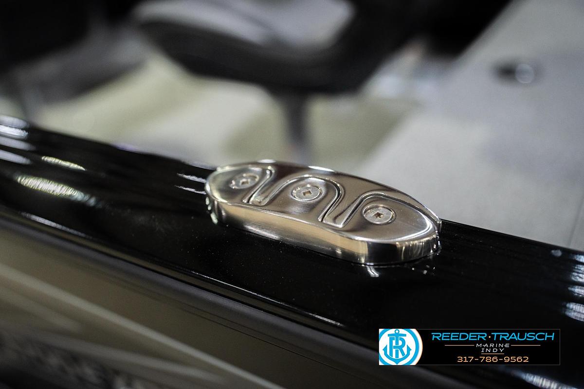 2026 Lund 1700 Explorer Side