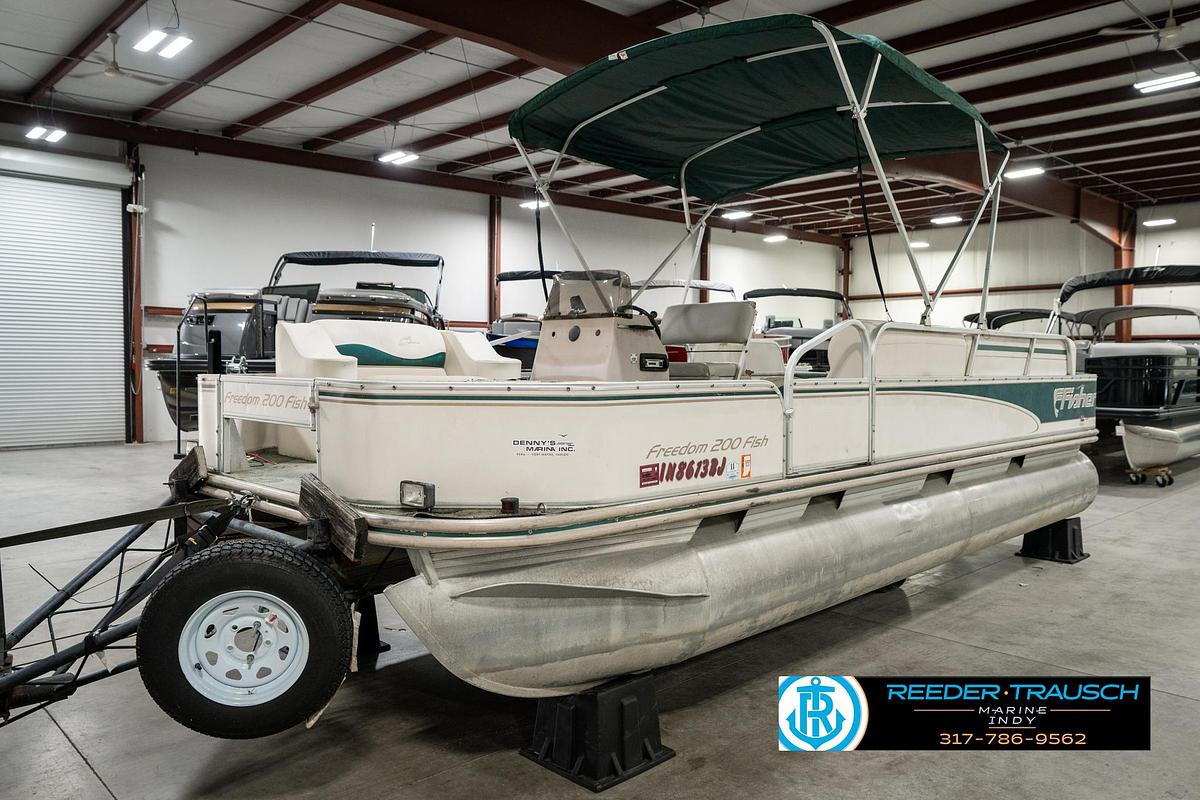 Used 1998 Fisher Freedom 200 Fish