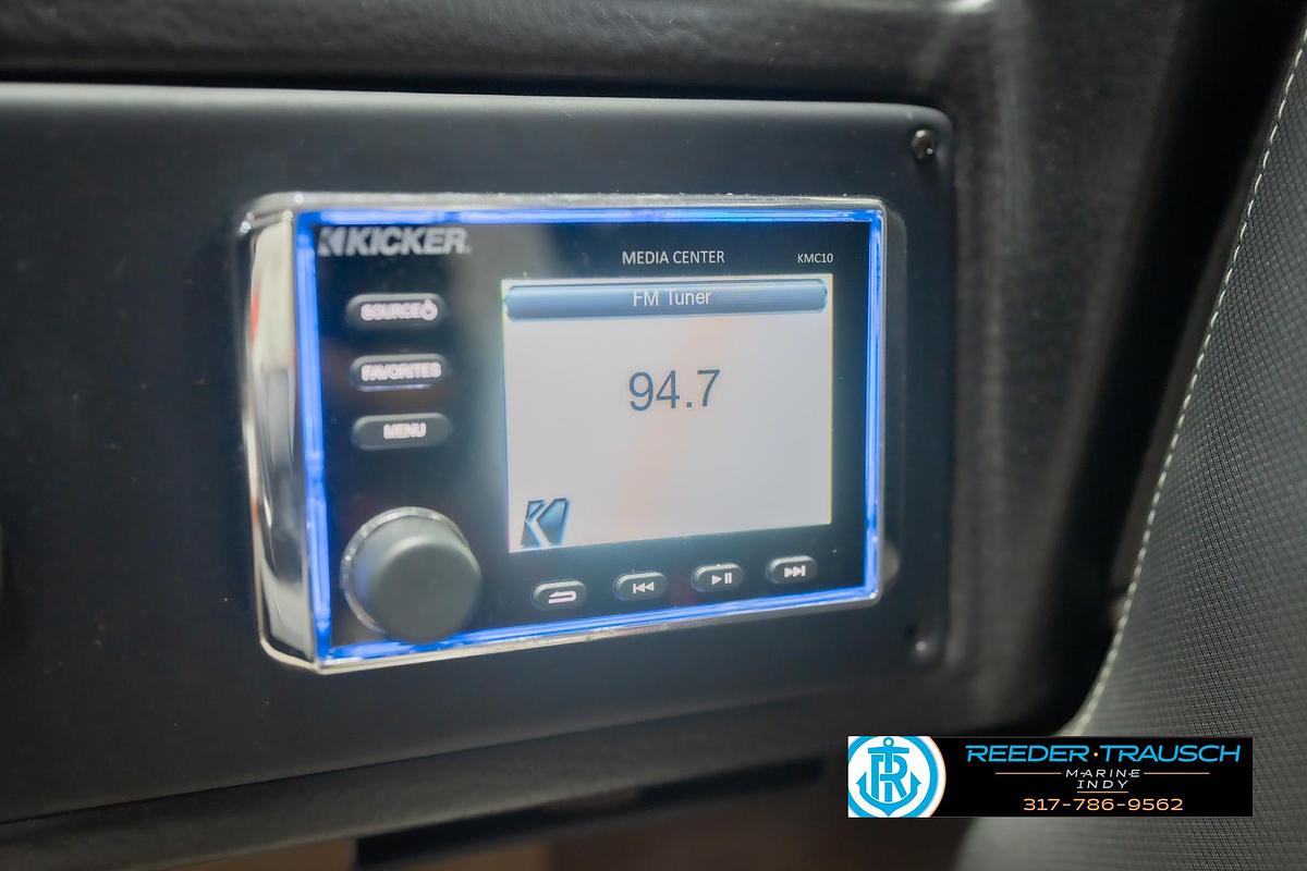 Used 2019 Crownline 215 SS