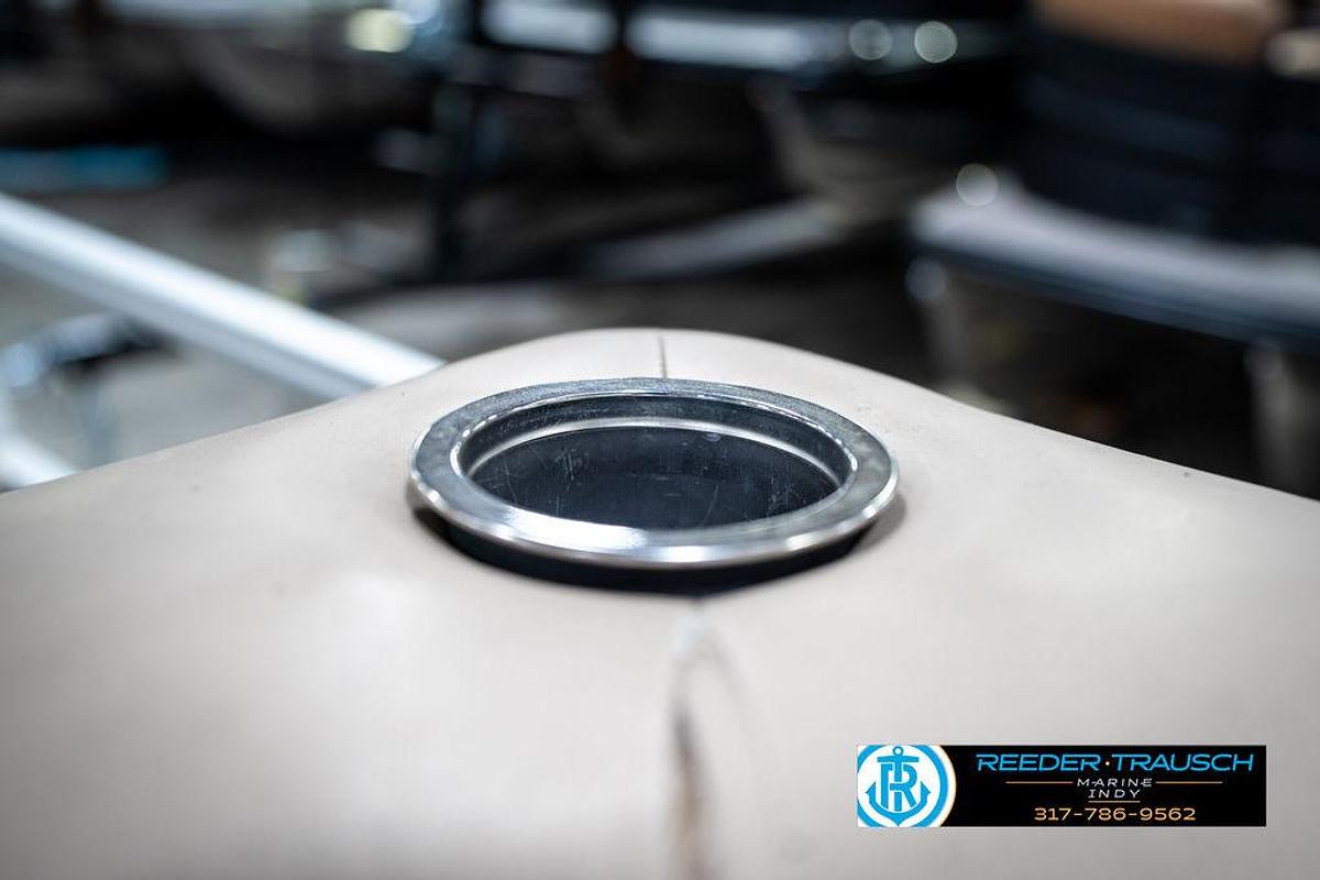 Used 2011 Bennington 20 SFI