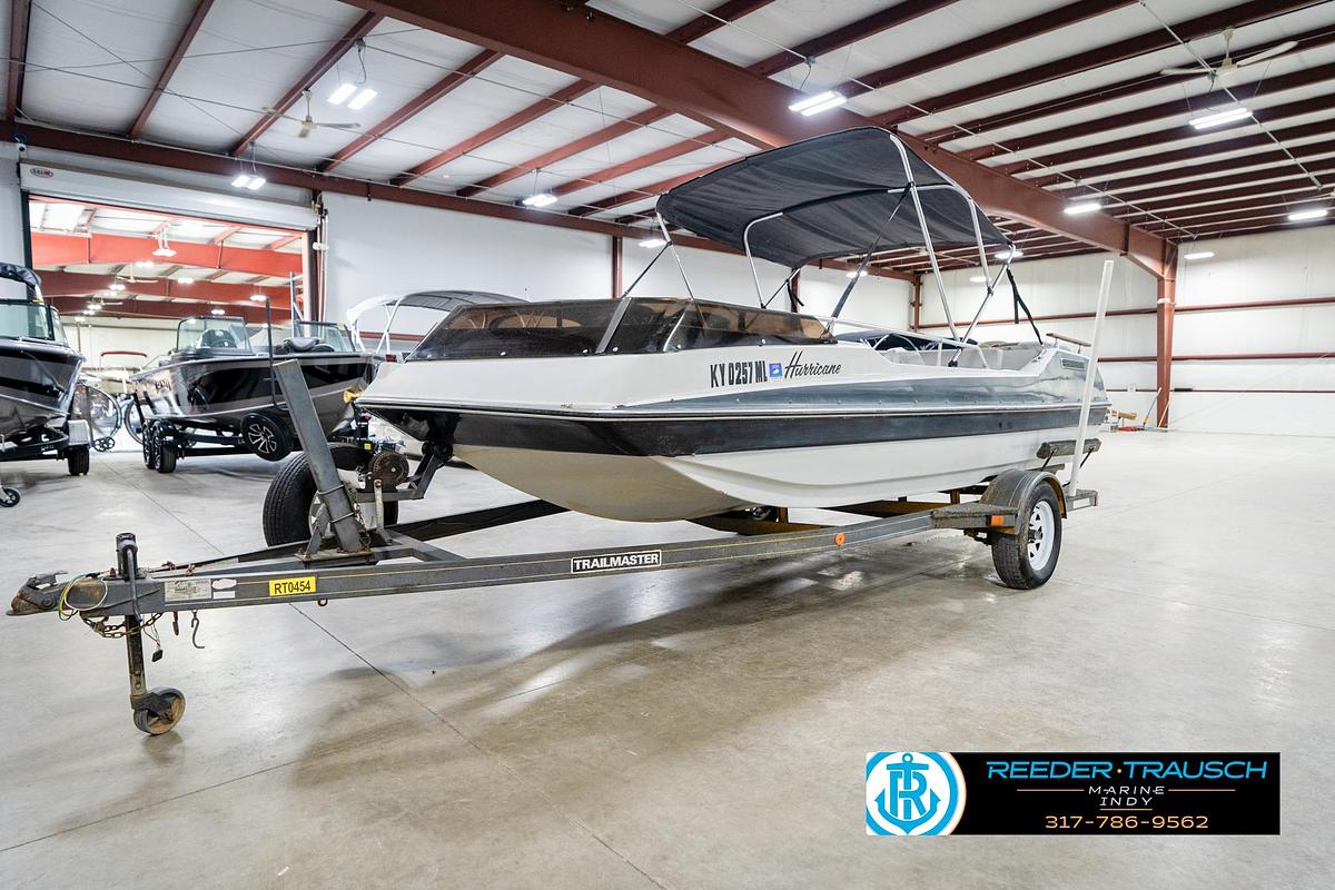 Used 1987 Hurricane 17 Deck Boat
