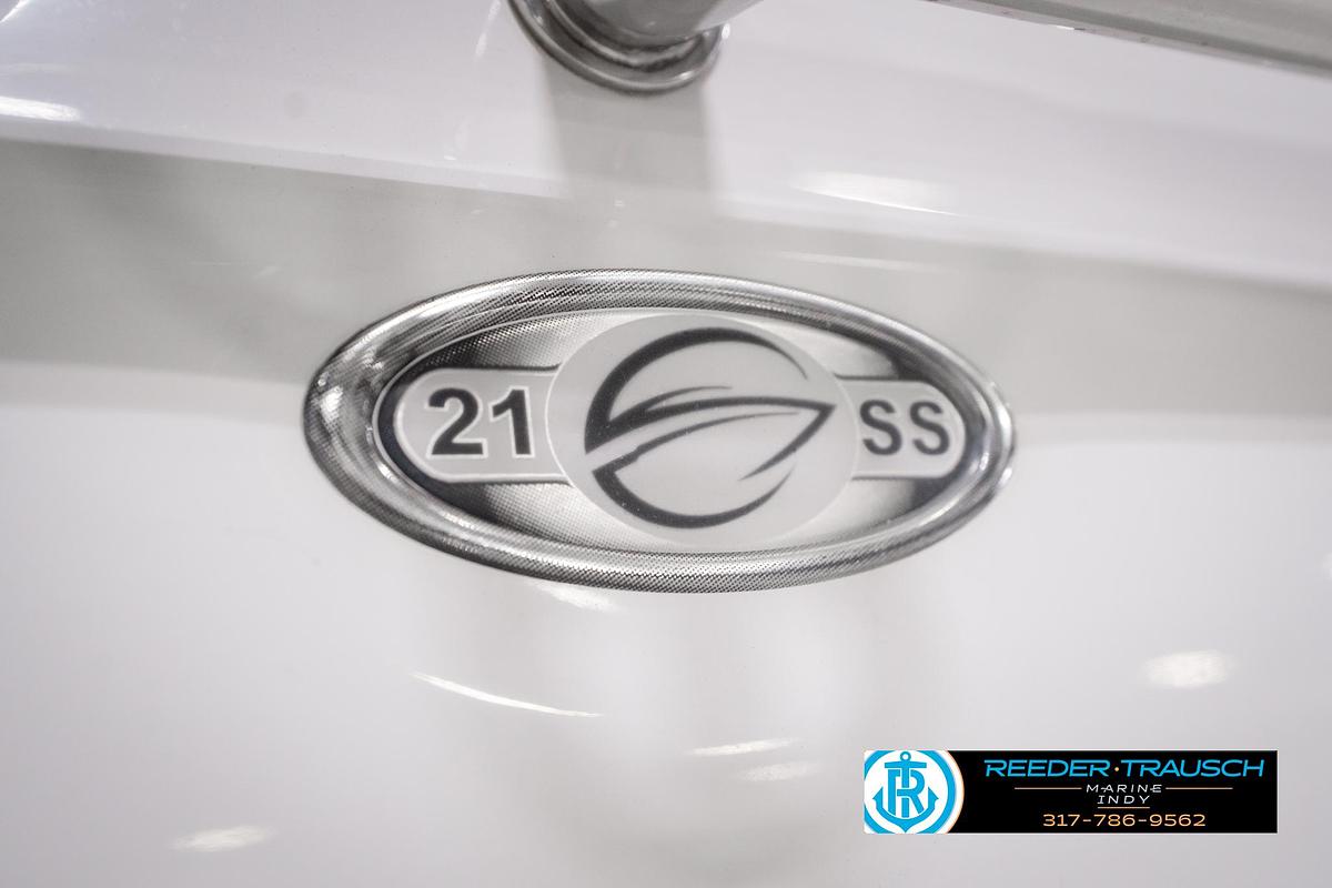 Used 2012 Crownline 21SS-11