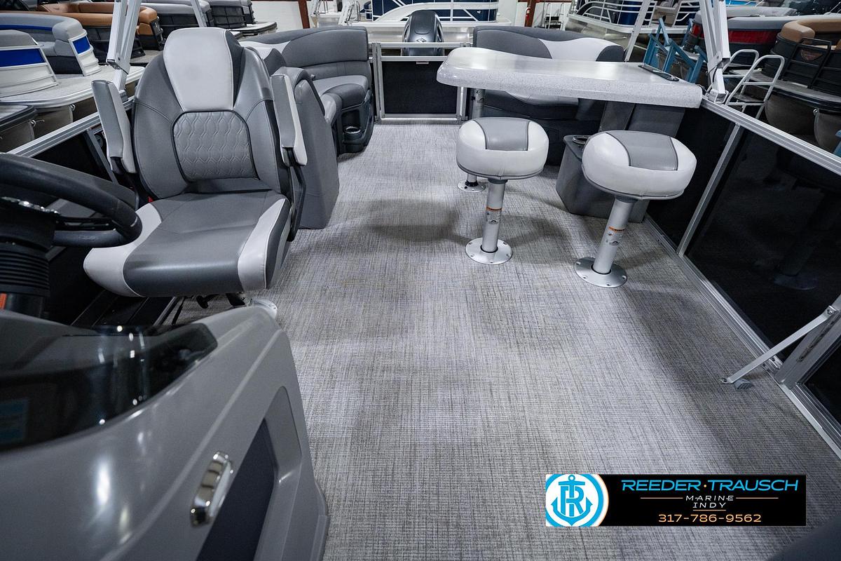 Used 2025 Avalon 2385 LSZ ENT