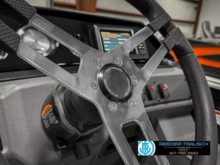 2025 Bennington 20 SSR