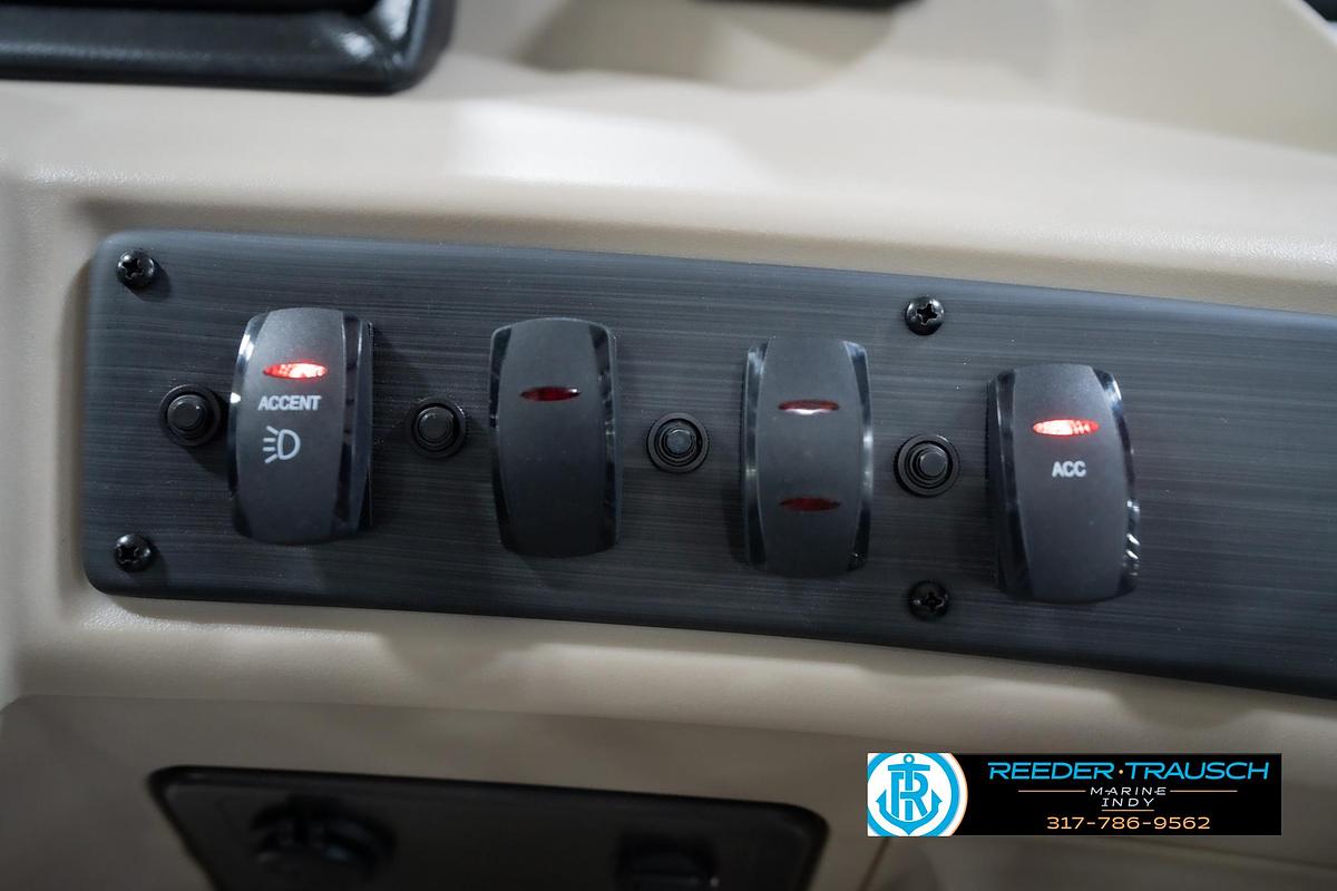 2026 Bennington 168 SLJ