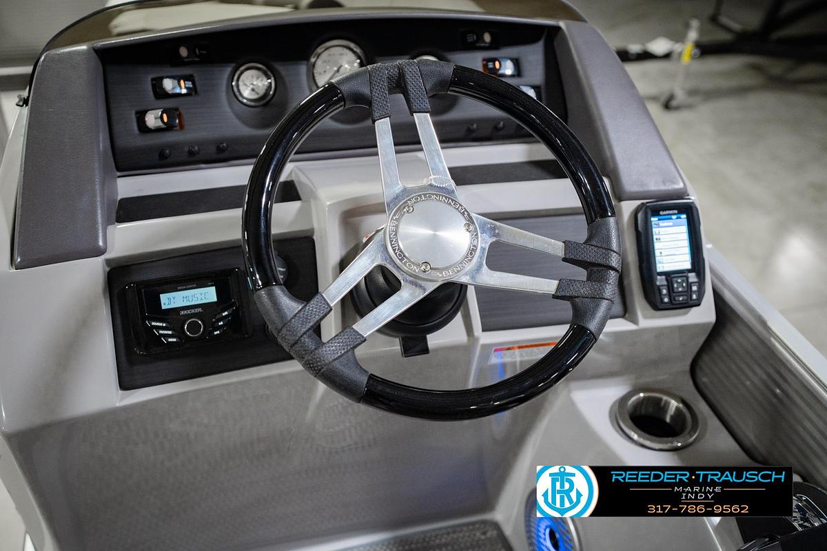 Used 2023 Bennington 23 LSR