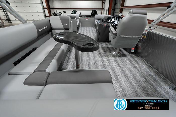 2025 Bennington 22 SLSE