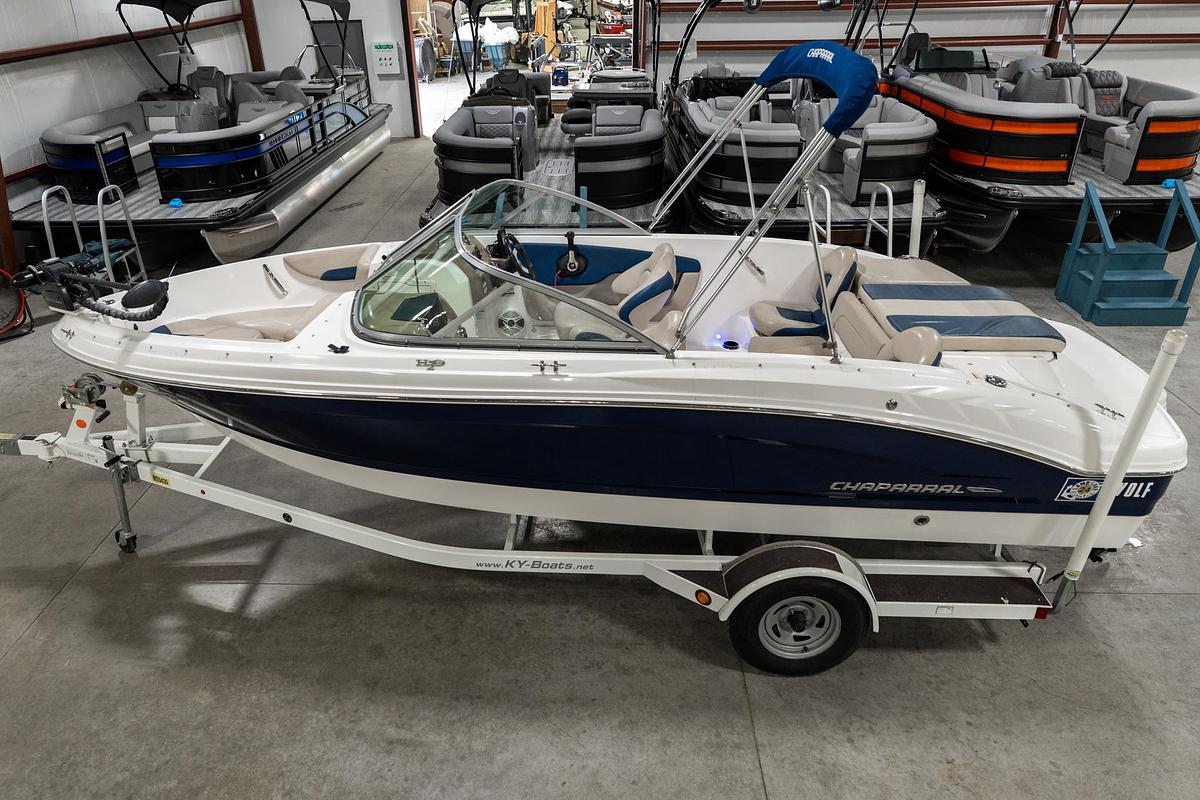 Used 2013 Chapparal 19 H20 F/S