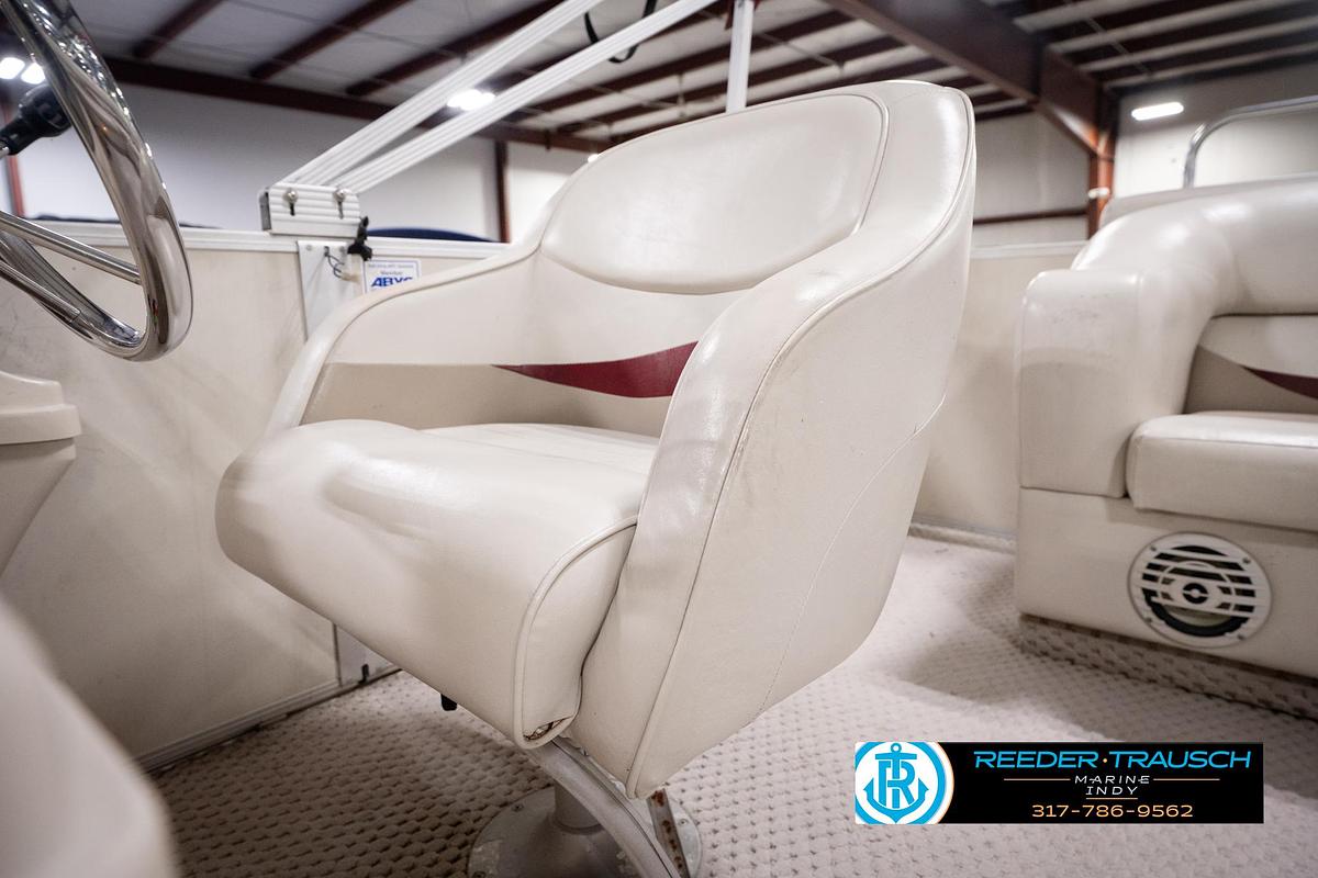 Used 2005 Crest 22 Crest III XRS