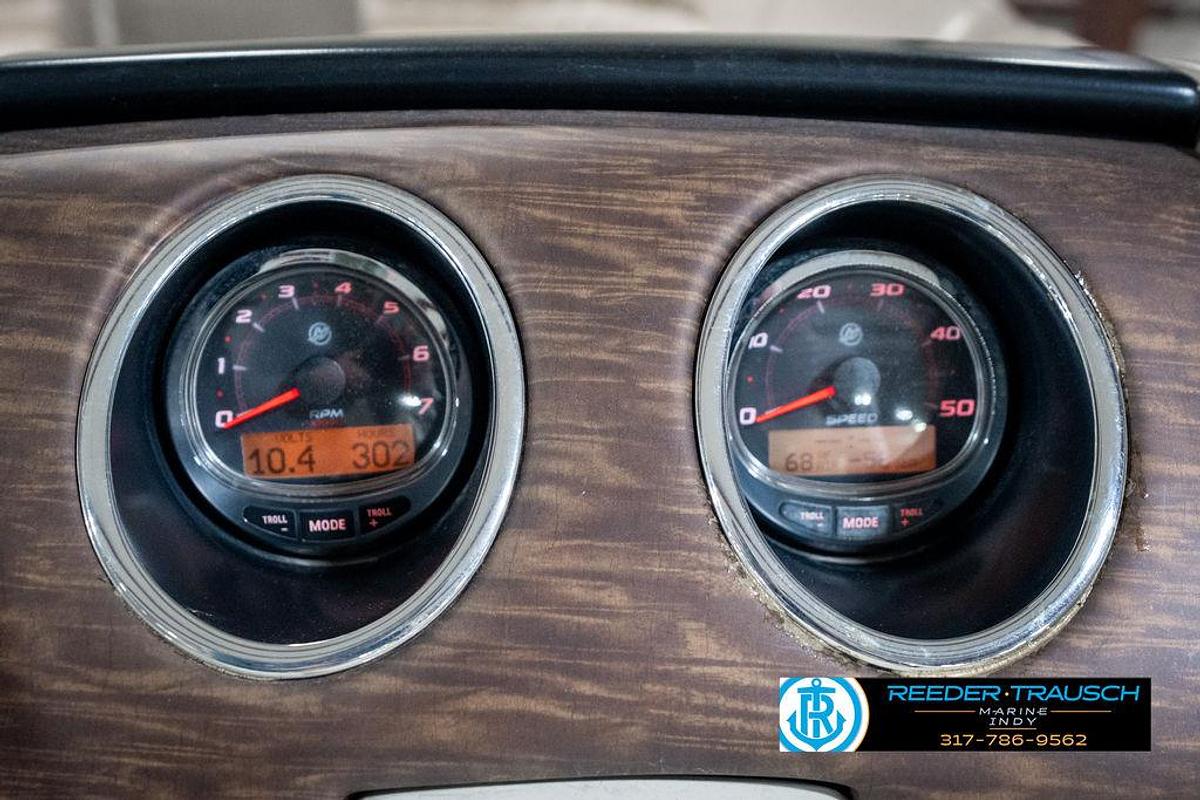 Used 2014 Bennington 25 RCB