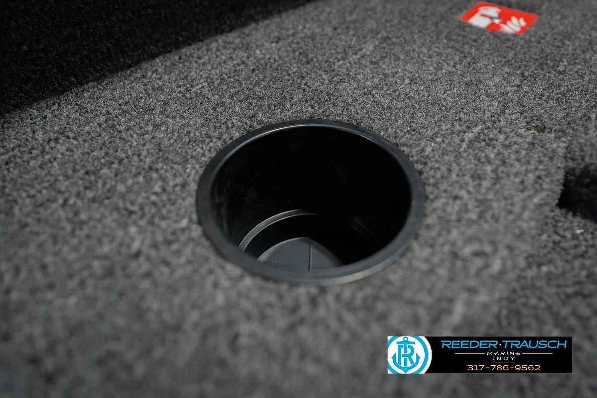 2026 Lund 1875 Pro Guide