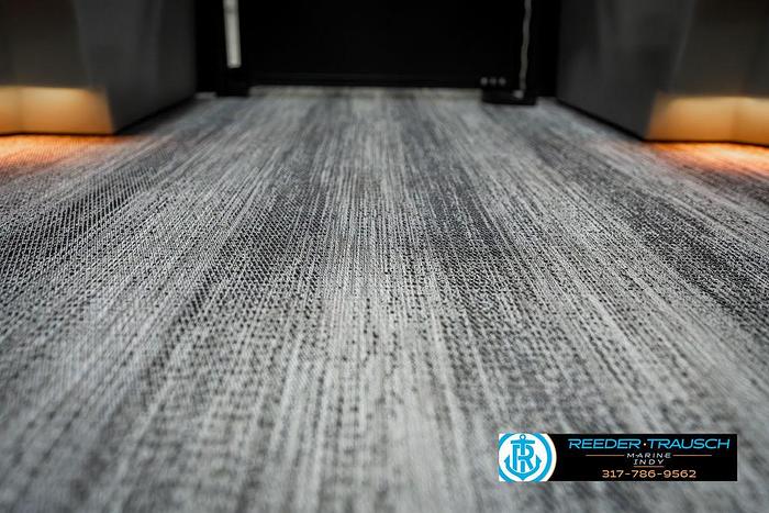 2025 Bennington 23 LPD