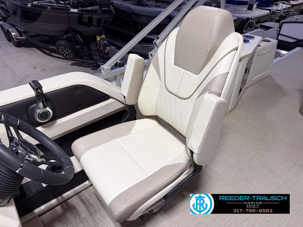 Used 2025 Avalon LSZ 2385 CRB