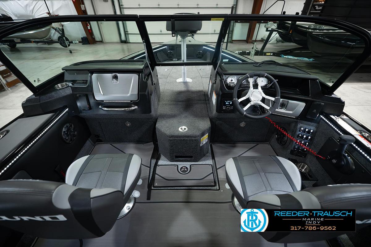 2026 Lund 1975 Pro V Sport
