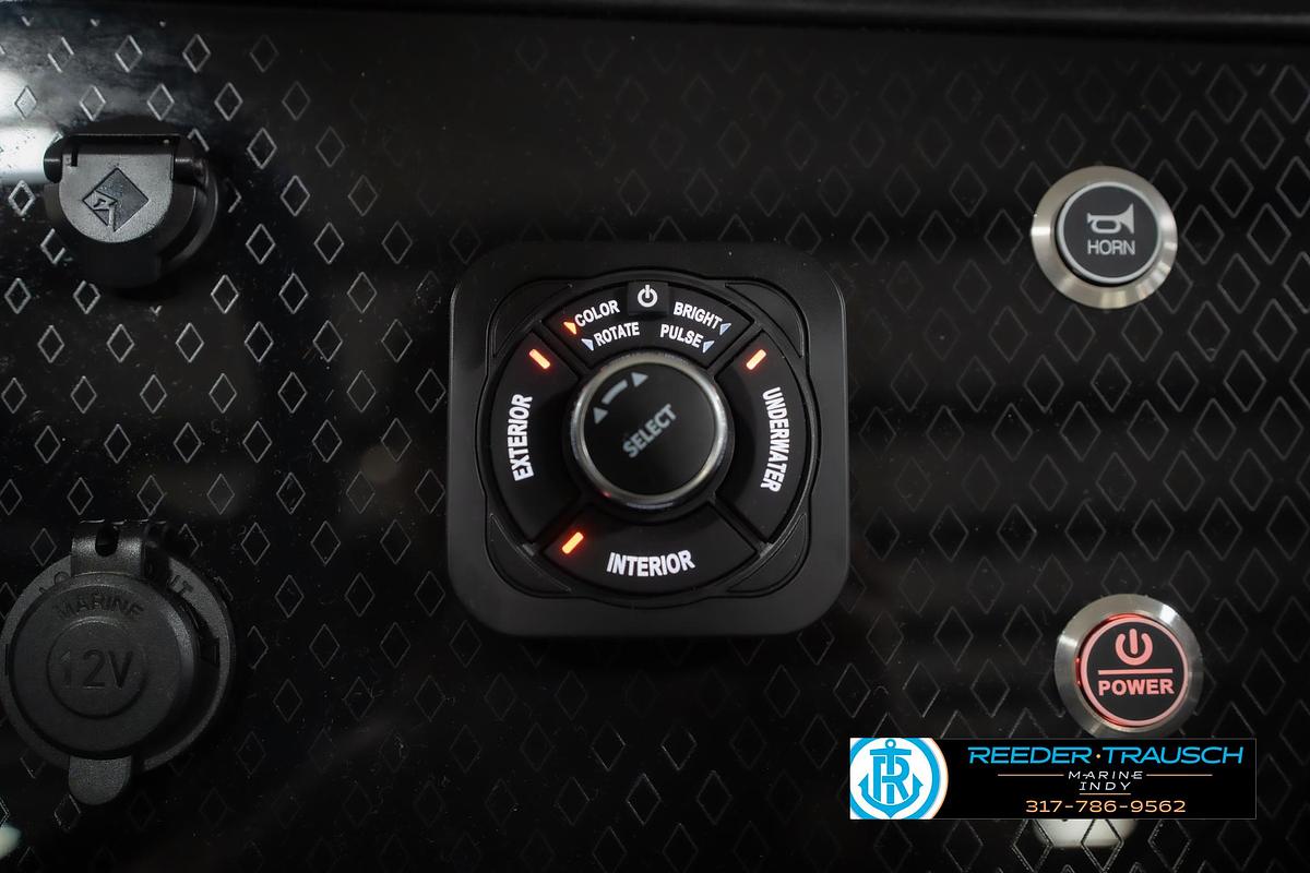 2026 Bennington 22 MSB