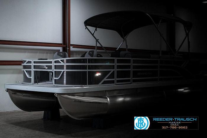 2025 Bennington 21 S