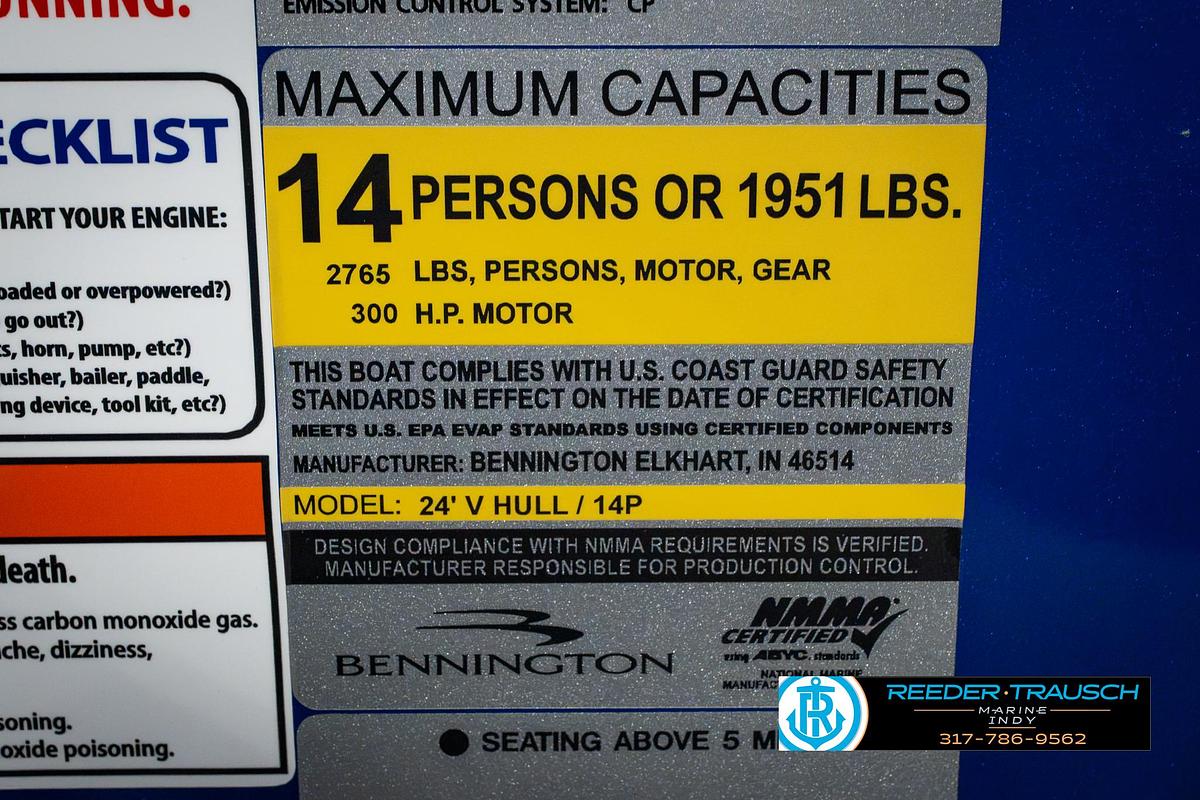 Used 2025 Bennington 25 L Bowrider
