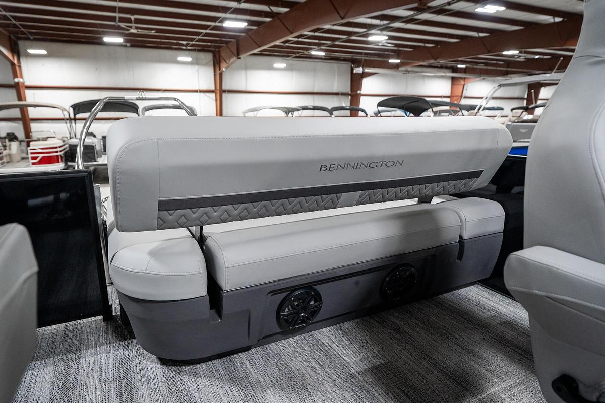 2025 Bennington 24 MSB