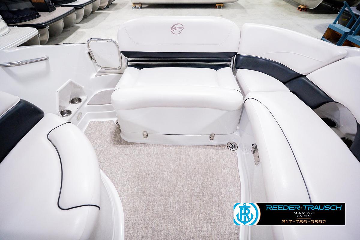 Used 2012 Crownline E4